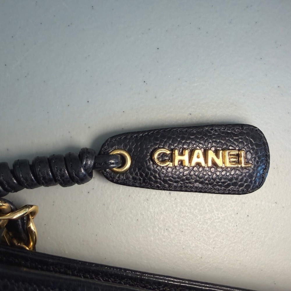 CHANEL Vintage Black Caviar Leather CC Shoulder Tote Bag Gold Hardware - Picture 11 of 16